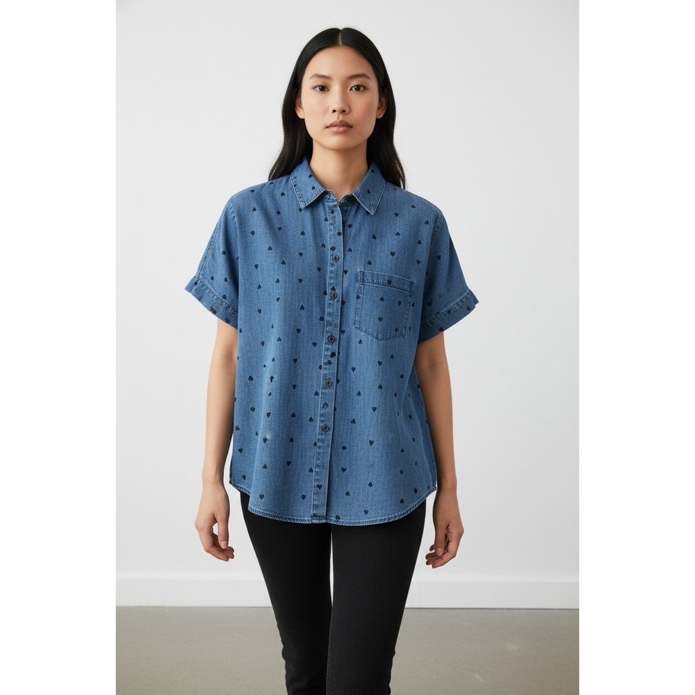 Madewell Small Denim Short Cap Sleeve Tie-Front Boxy Camp Shirt in Heart Print